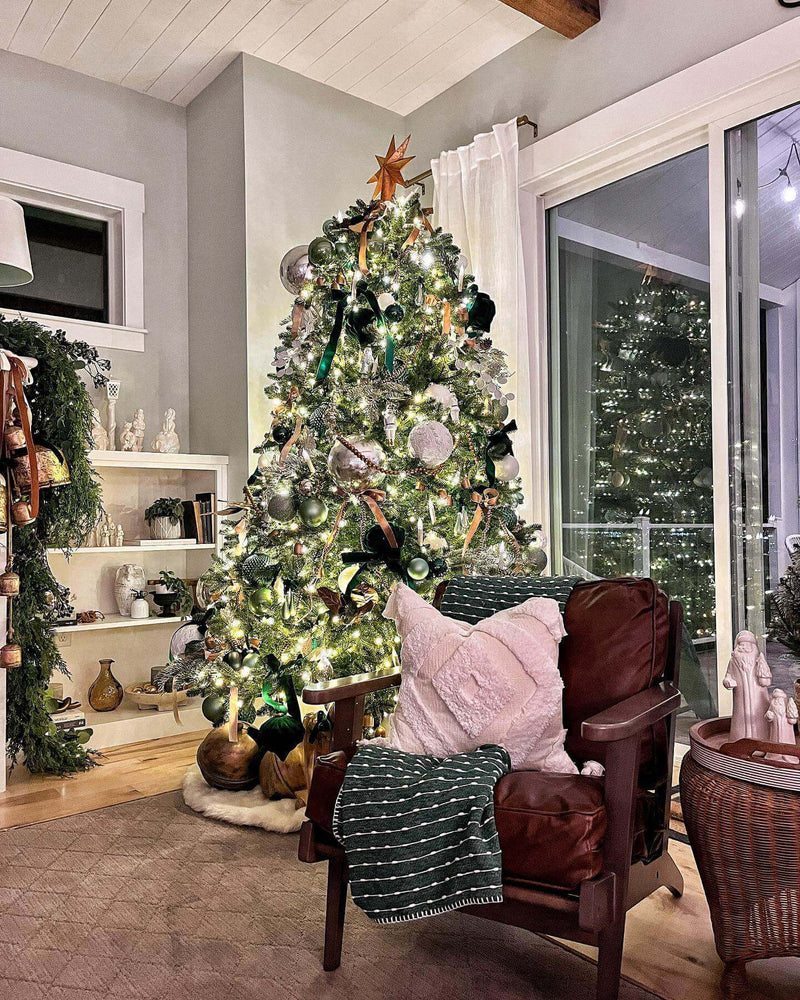 Árvore de Natal Aspen Fir com 1400 Luzes LED Branco Quente e Multicoloridas