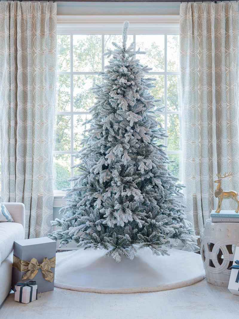 Árvore de Natal Artificial Queen Flock® com 800 Luzes LED Brancas Quentes