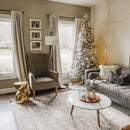 Árvore de Natal Artificial Slim Queen Flock® com 650 Luzes LED Branco Quente